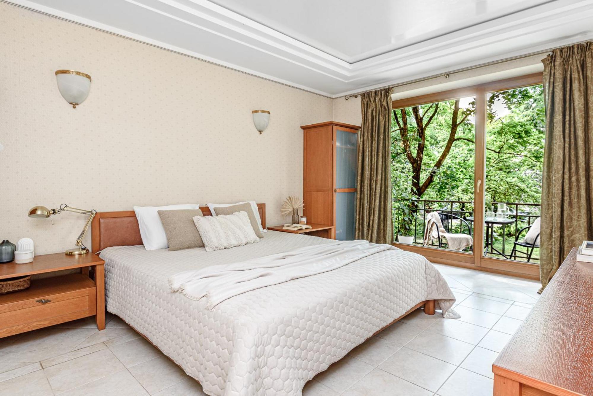Jacuzzi Apartments X Free Parking X Self Check-In 24X7 By H&H Аеропорт Вільнюс Екстер'єр фото